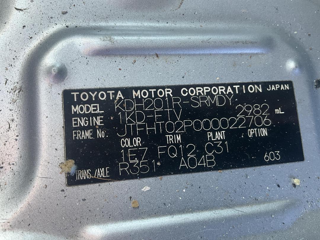 Photo '12' of Toyota Hiace T ZL