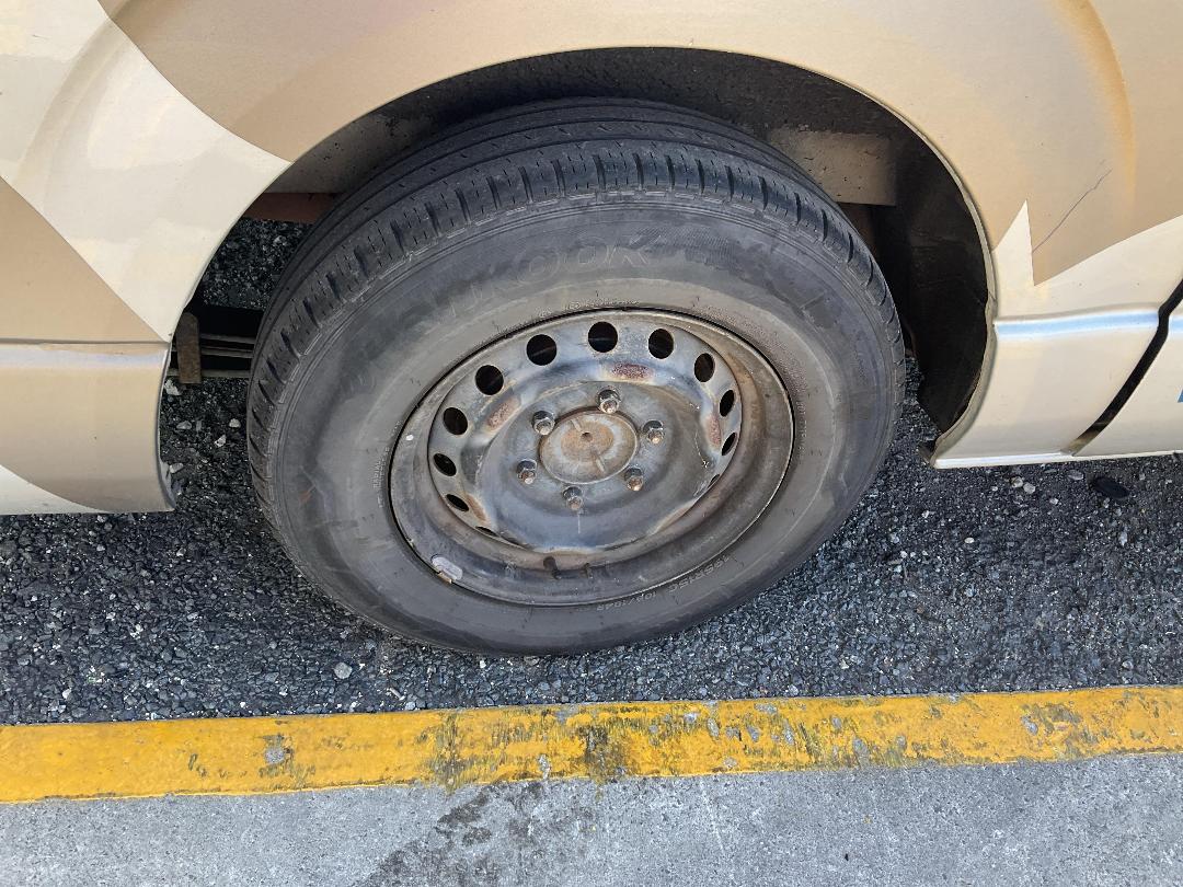 Photo '10' of Toyota Hiace