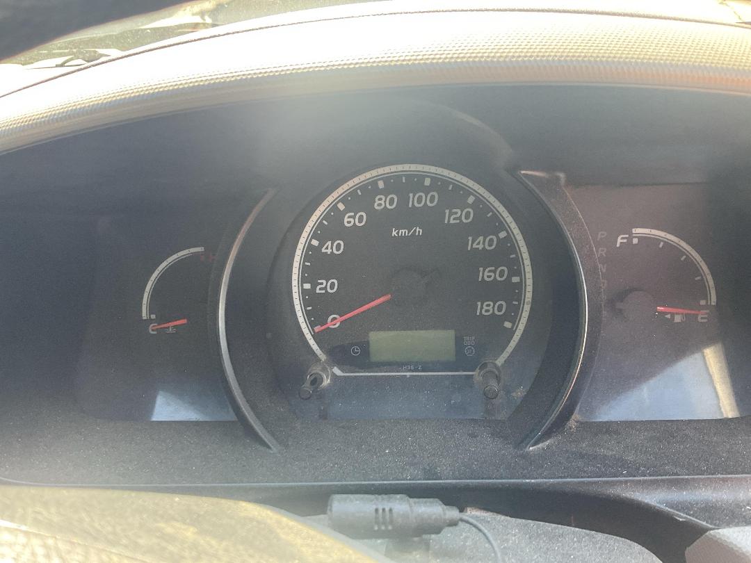 Photo '16' of Toyota Hiace