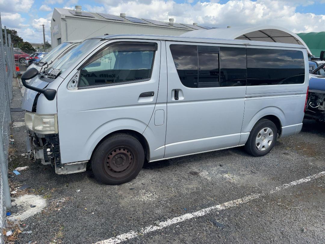 Photo '30' of Toyota Hiace