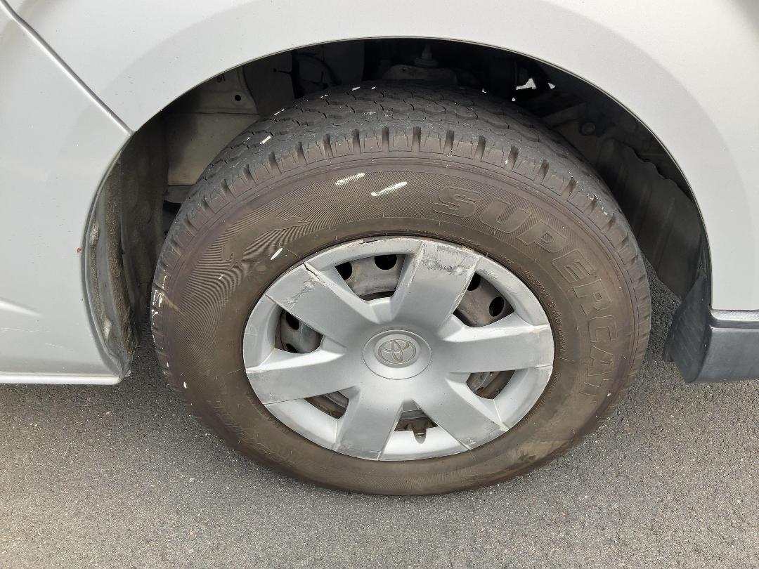 Photo '14' of Toyota Hiace