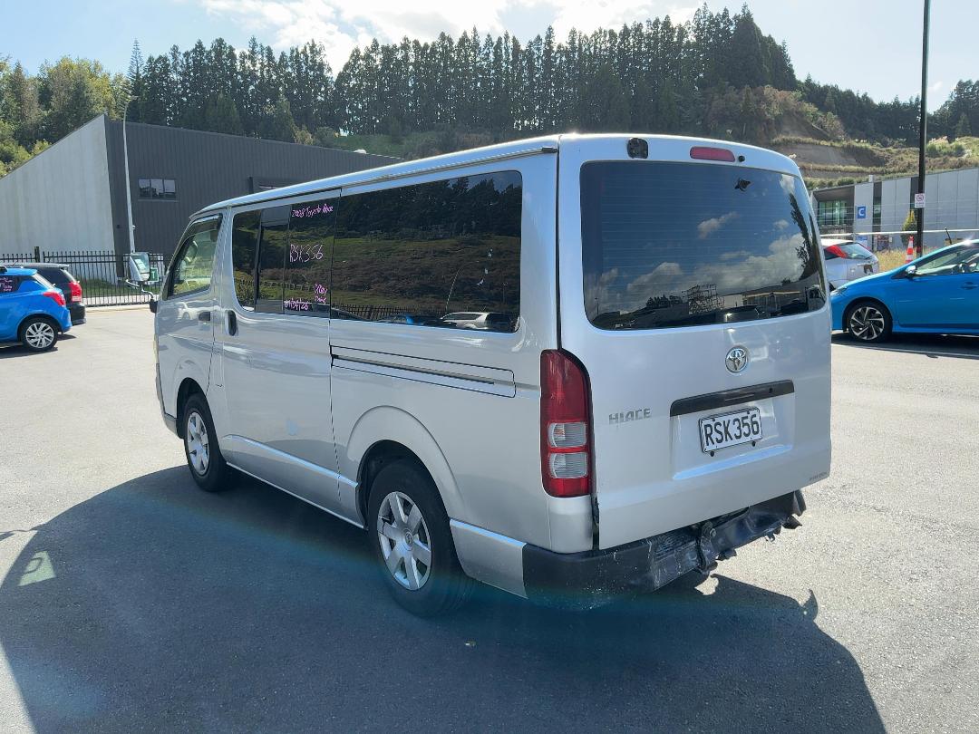 Photo '5' of Toyota Hiace