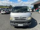 Thumbnail '3' of Toyota Hiace