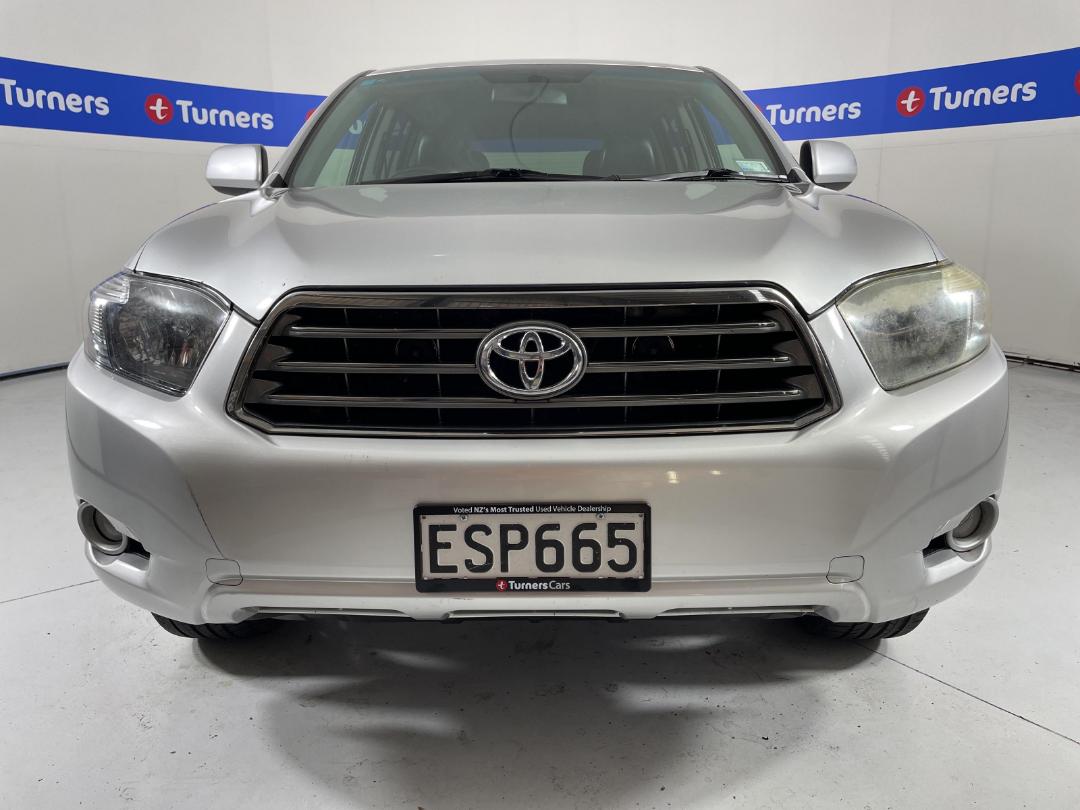 Photo '2' of Toyota Highlander Photo '2' of Toyota Highlander