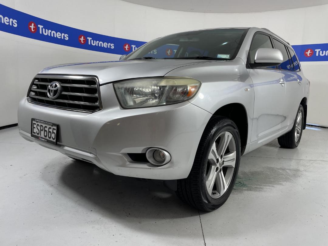Photo '3' of Toyota Highlander Photo '3' of Toyota Highlander