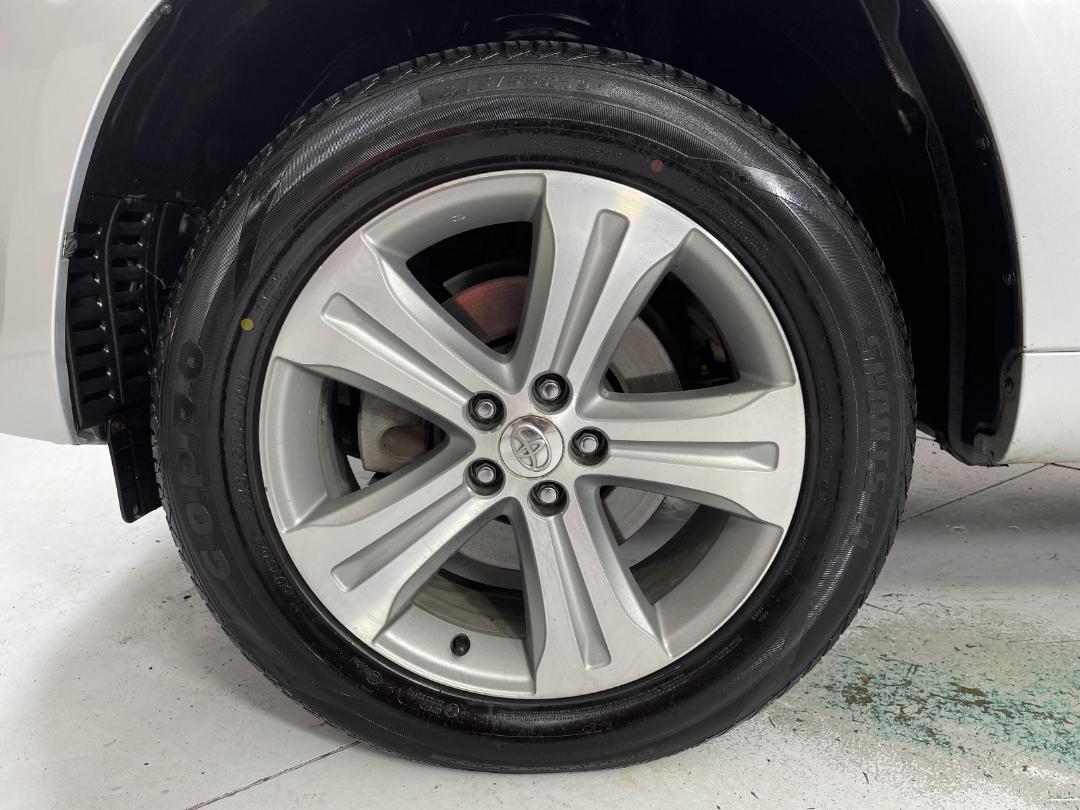 Photo '9' of Toyota Highlander Photo '9' of Toyota Highlander