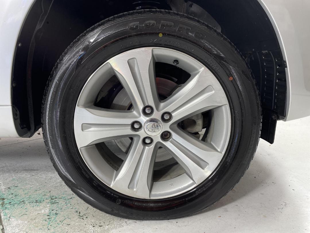 Photo '7' of Toyota Highlander Photo '7' of Toyota Highlander
