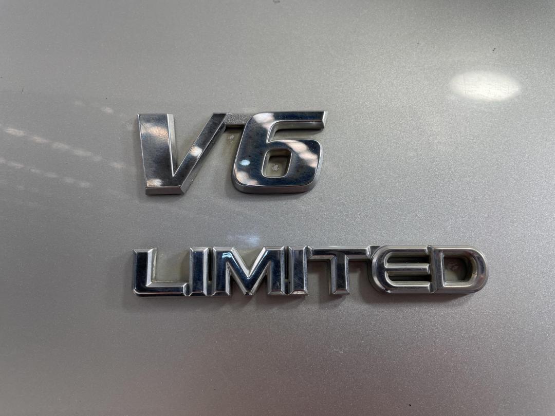 Photo '28' of Toyota Highlander Photo '28' of Toyota Highlander