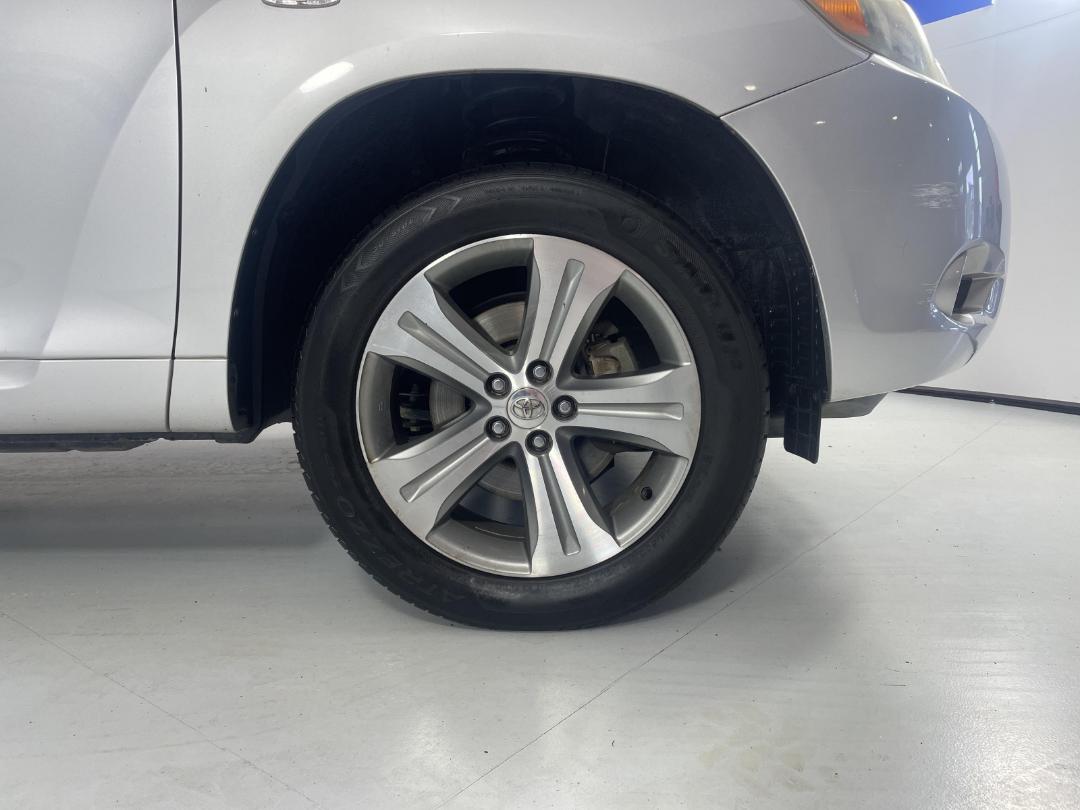 Photo '7' of Toyota Highlander Photo '7' of Toyota Highlander