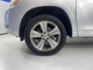 Thumbnail '9' of Toyota Highlander Thumbnail '9' of Toyota Highlander