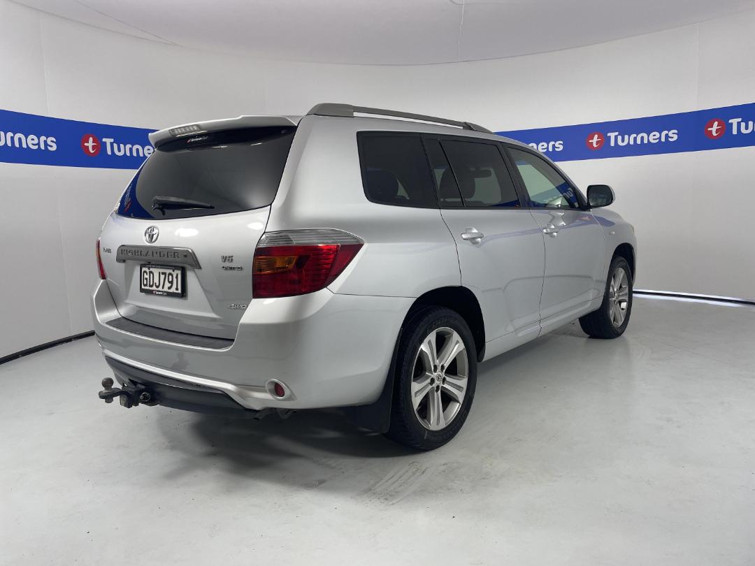 Photo '6' of Toyota Highlander Photo '6' of Toyota Highlander
