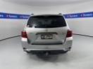 Thumbnail '5' of Toyota Highlander Thumbnail '5' of Toyota Highlander