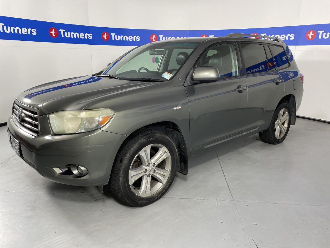 Photo '3' of Toyota Highlander LTD WGN5 Photo '3' of Toyota Highlander LTD WGN5