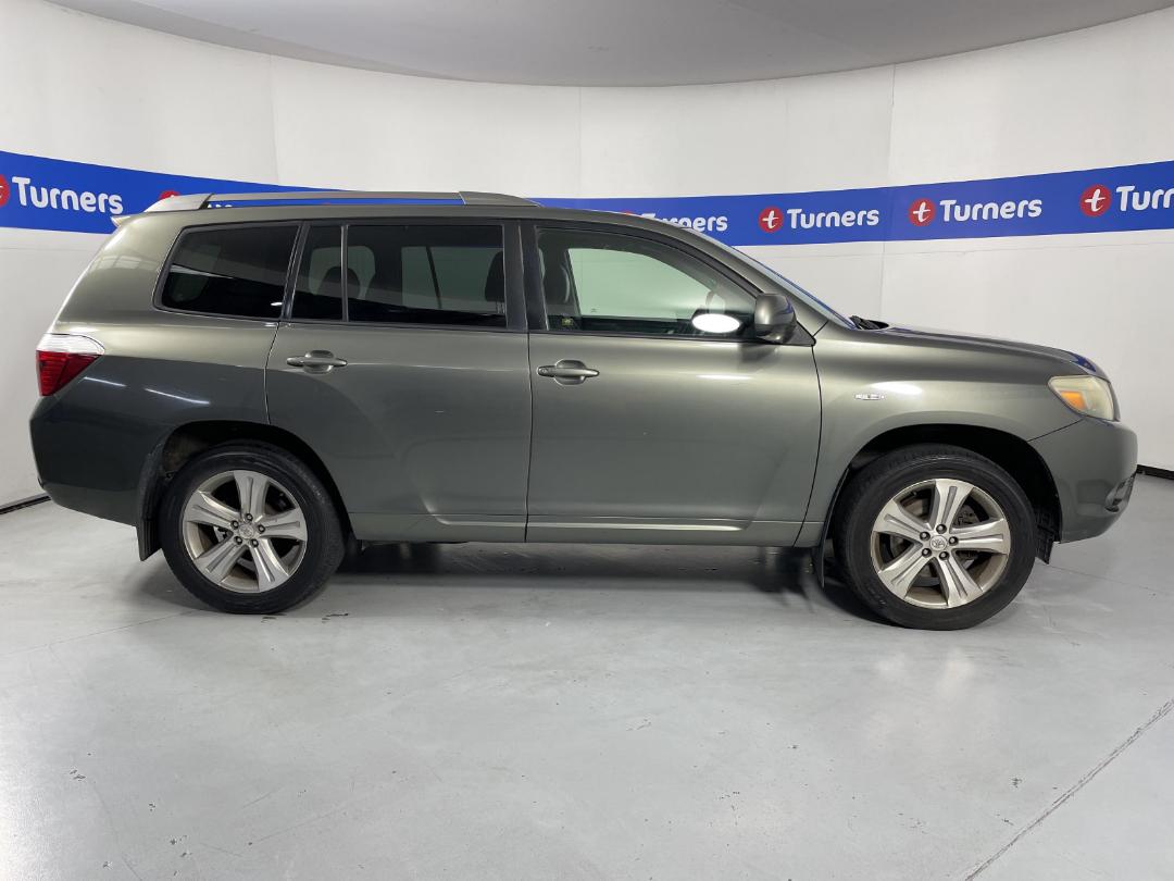 Photo '21' of Toyota Highlander LTD WGN5 Photo '21' of Toyota Highlander LTD WGN5