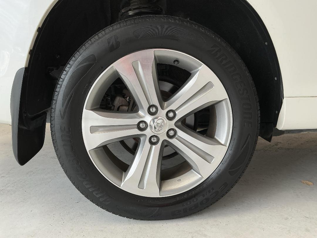 Photo '12' of Toyota Highlander