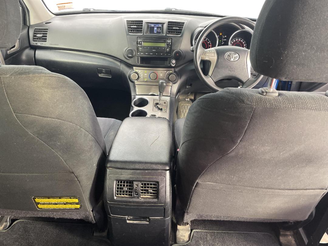 Photo '18' of Toyota Highlander