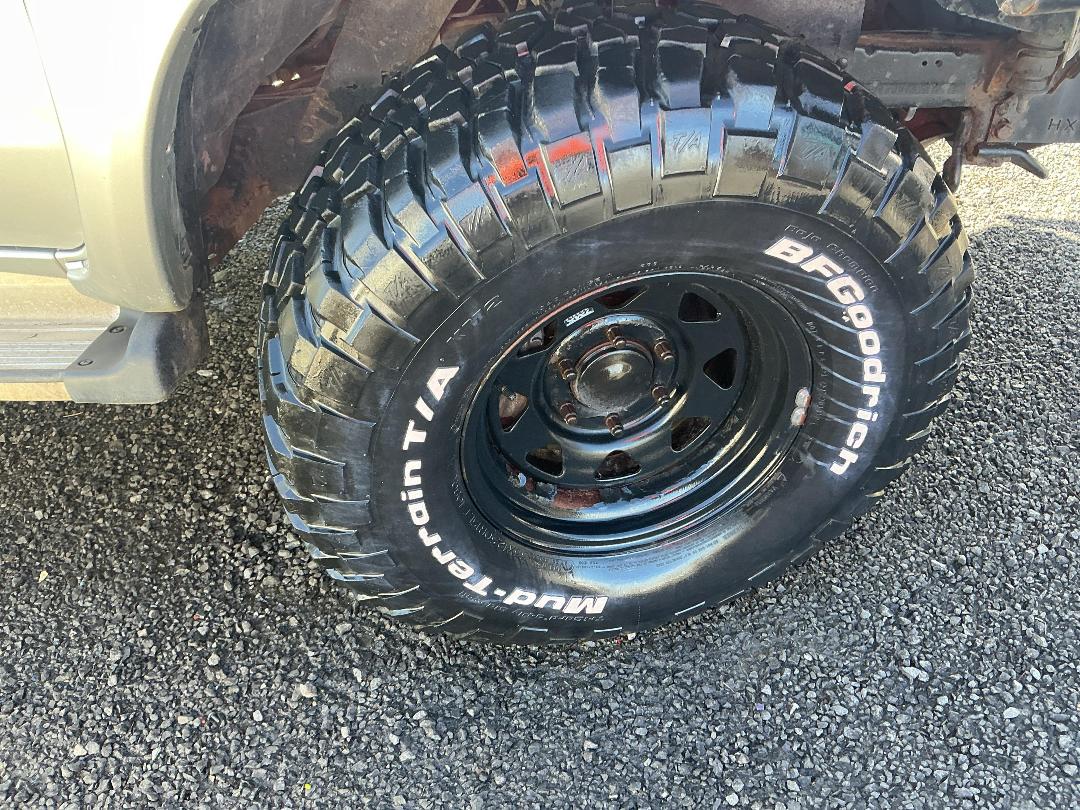 Photo '14' of Toyota Hilux TD SR5 DCU