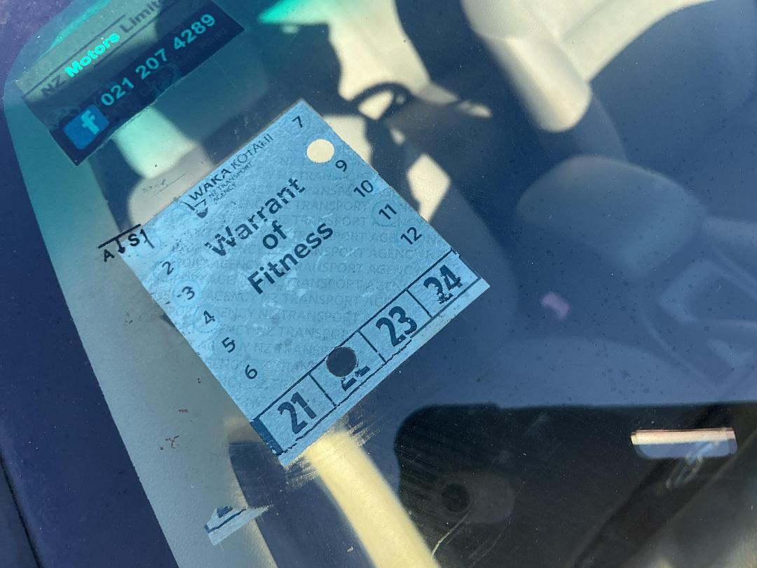 Photo '27' of Toyota Hilux TD SR5 DCU