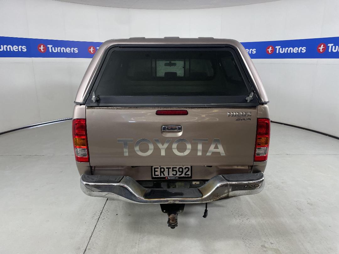 Photo '6' of Toyota Hilux