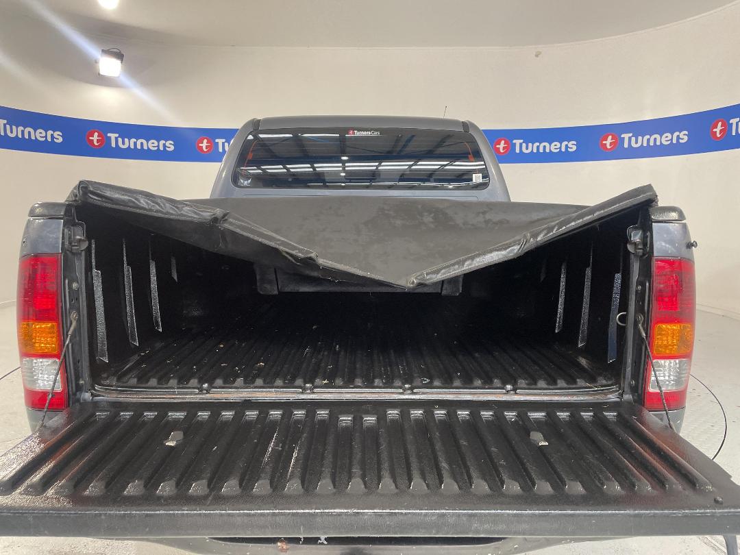 Photo '14' of Toyota Hilux