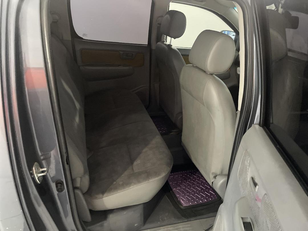 Photo '20' of Toyota Hilux