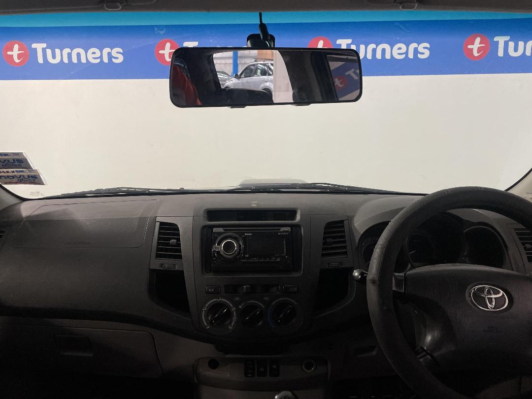 Photo '17' of Toyota Hilux