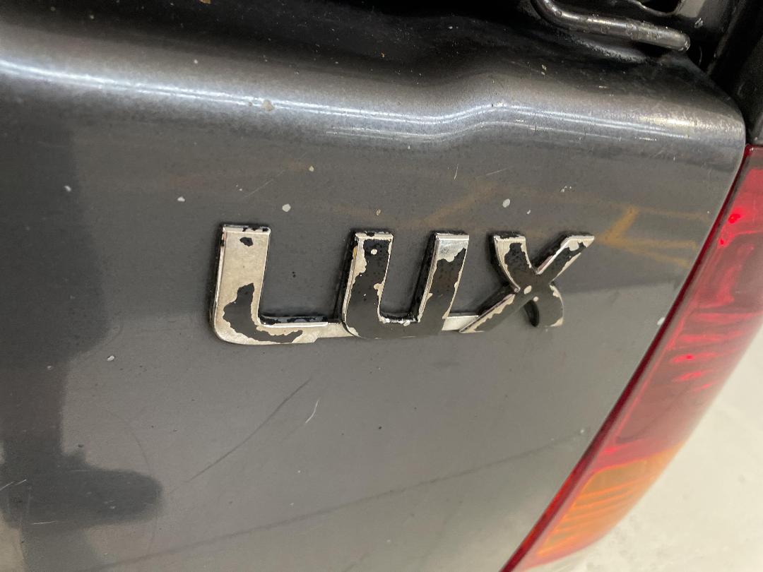 Photo '33' of Toyota Hilux