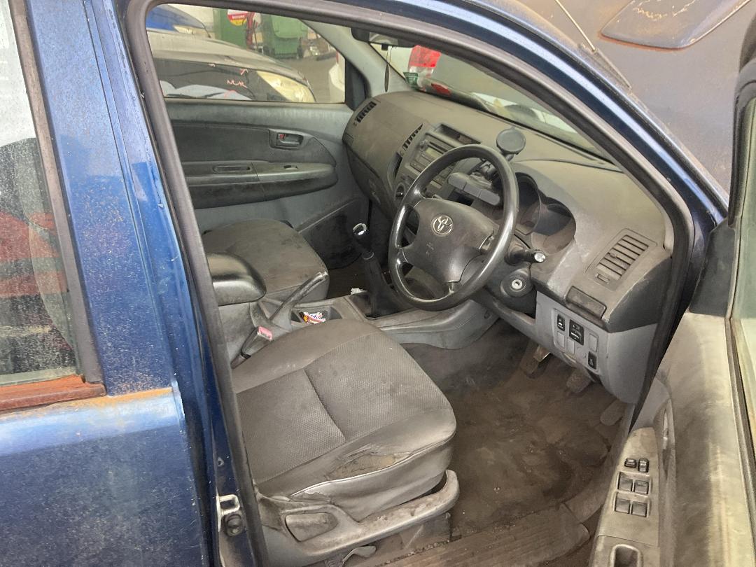 Photo '23' of Toyota Hilux TD D/C