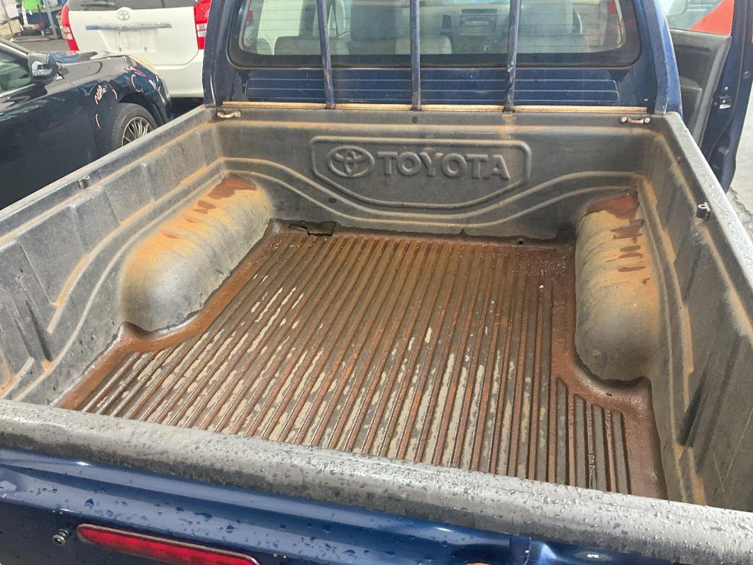 Photo '26' of Toyota Hilux TD D/C