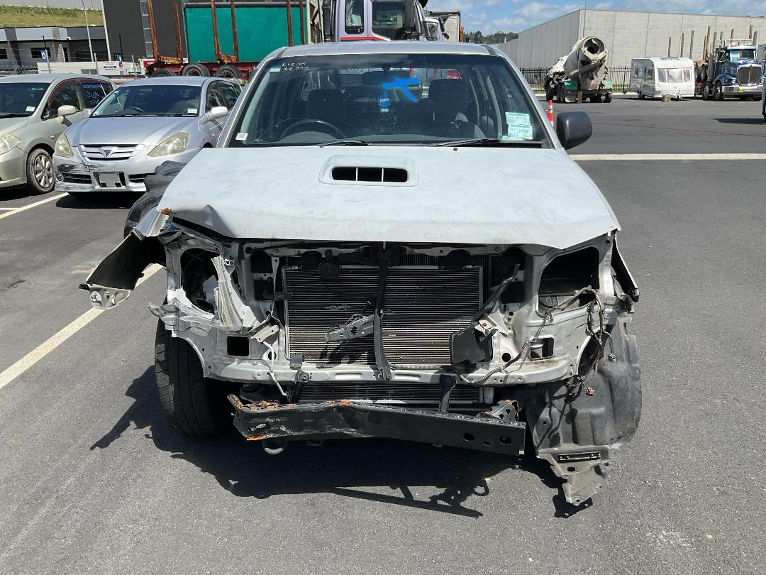 Photo '7' of Toyota Hilux TD D/C Photo '7' of Toyota Hilux TD D/C