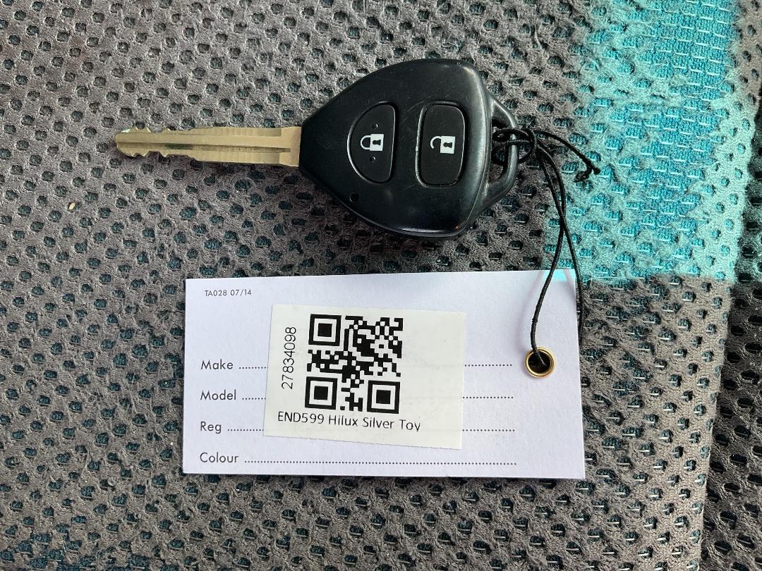 Photo '29' of Toyota Hilux TD D/C Photo '29' of Toyota Hilux TD D/C