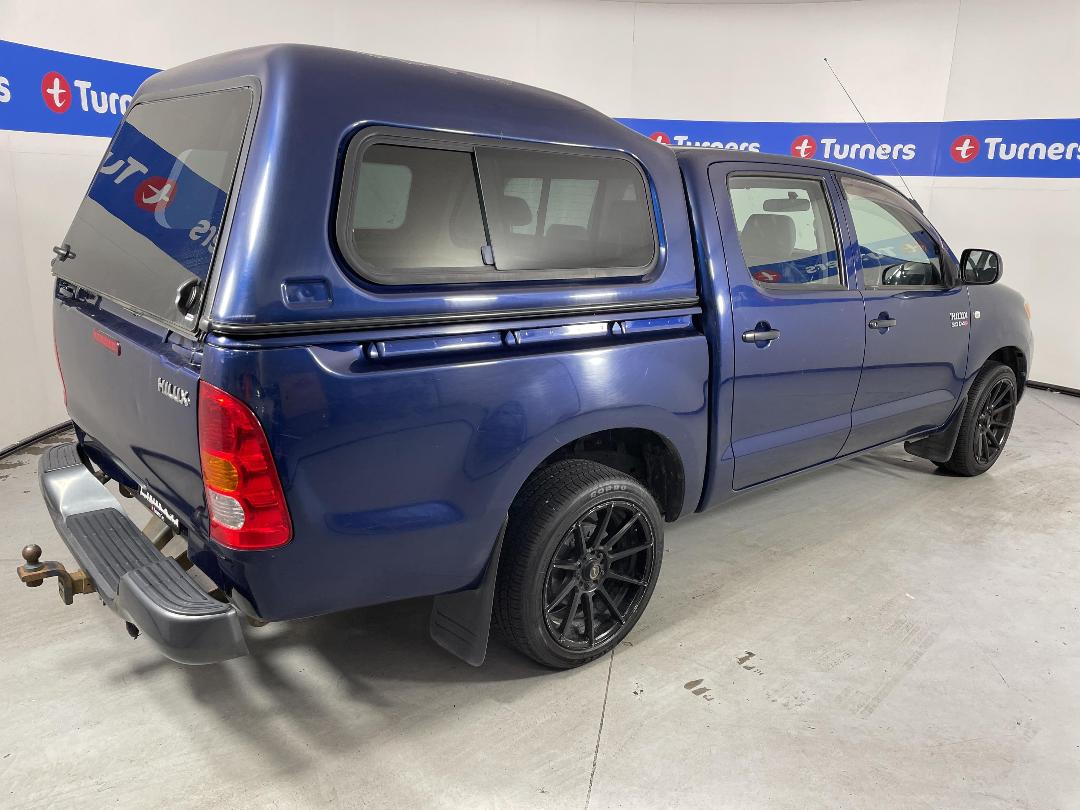 Photo '7' of Toyota Hilux