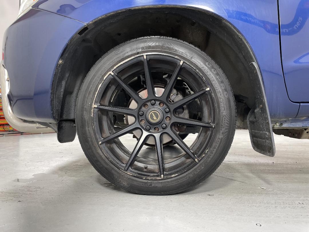 Photo '10' of Toyota Hilux