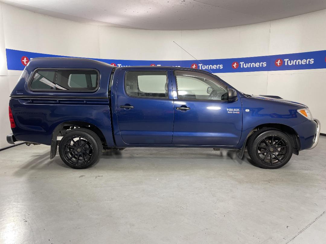 Photo '23' of Toyota Hilux