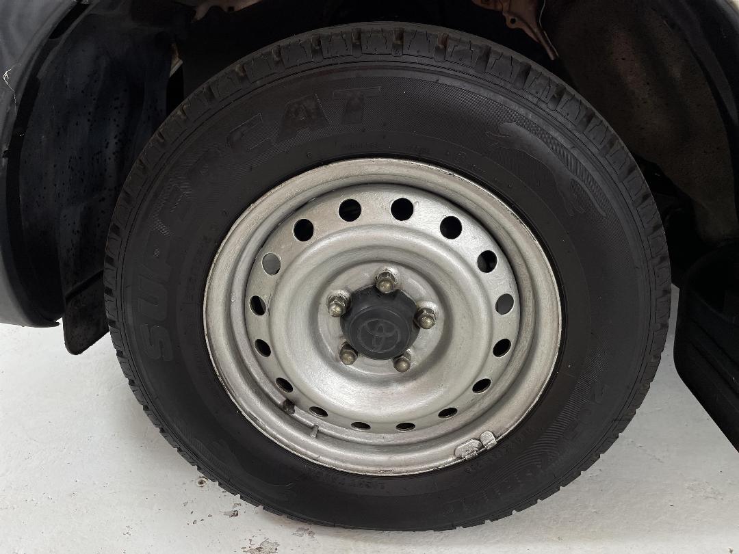 Photo '10' of Toyota Hilux