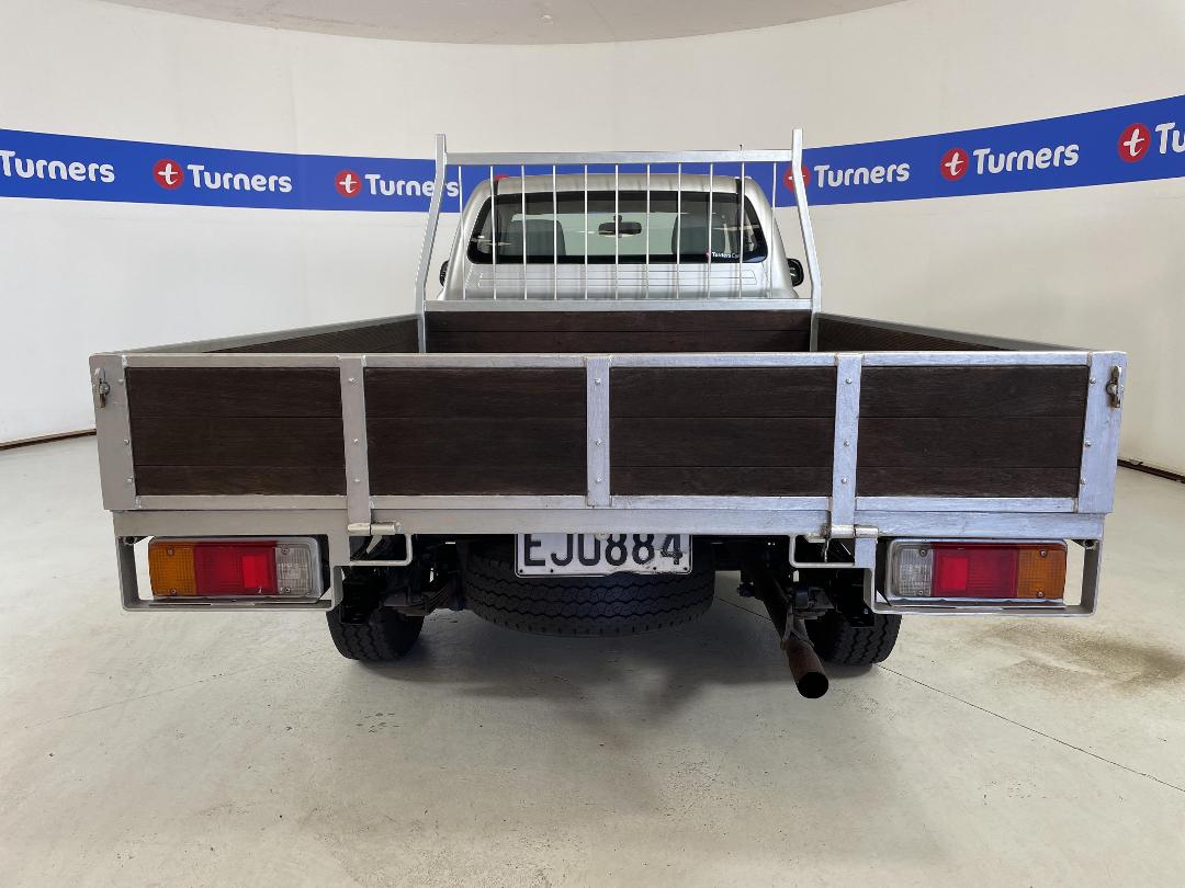 Photo '6' of Toyota Hilux