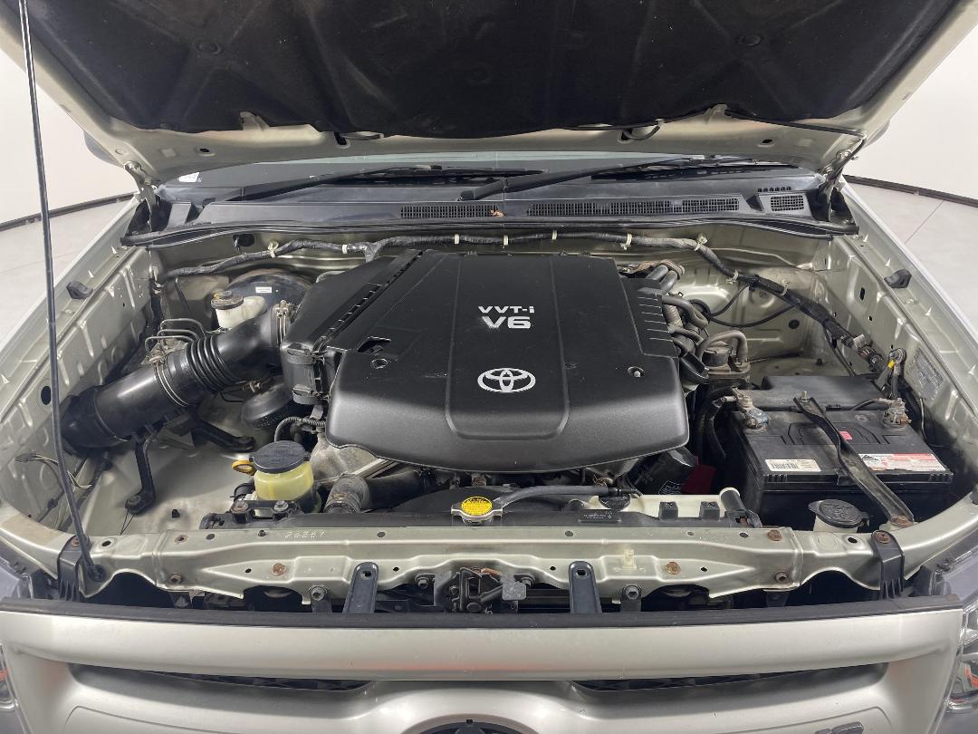 Photo '13' of Toyota Hilux Photo '13' of Toyota Hilux