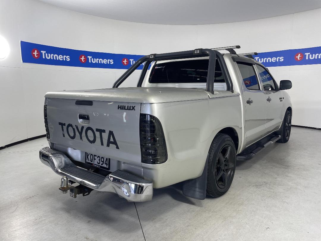 Photo '7' of Toyota Hilux Photo '7' of Toyota Hilux