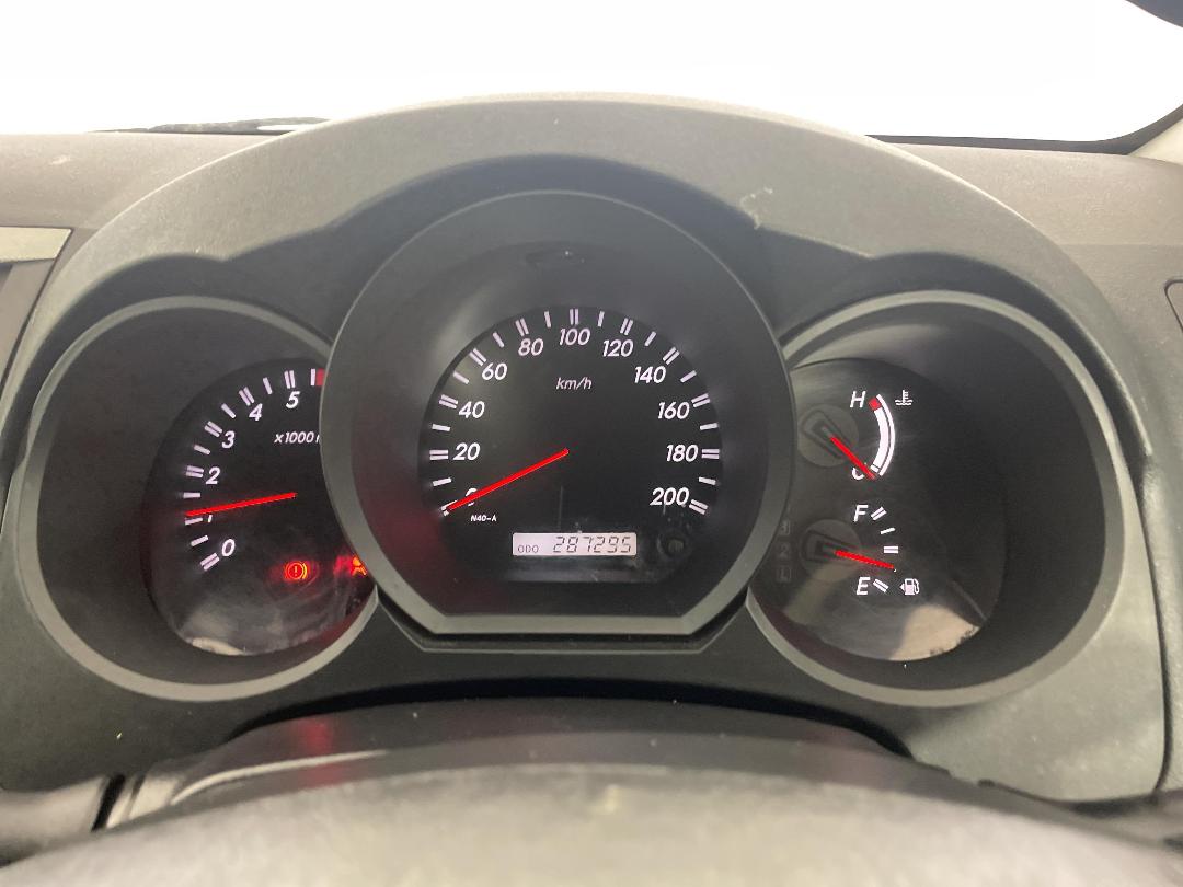 Photo '21' of Toyota Hilux Photo '21' of Toyota Hilux