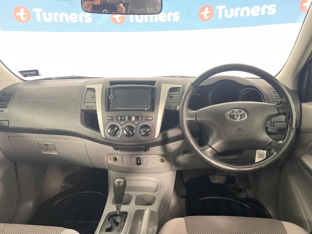 Photo '17' of Toyota Hilux Photo '17' of Toyota Hilux