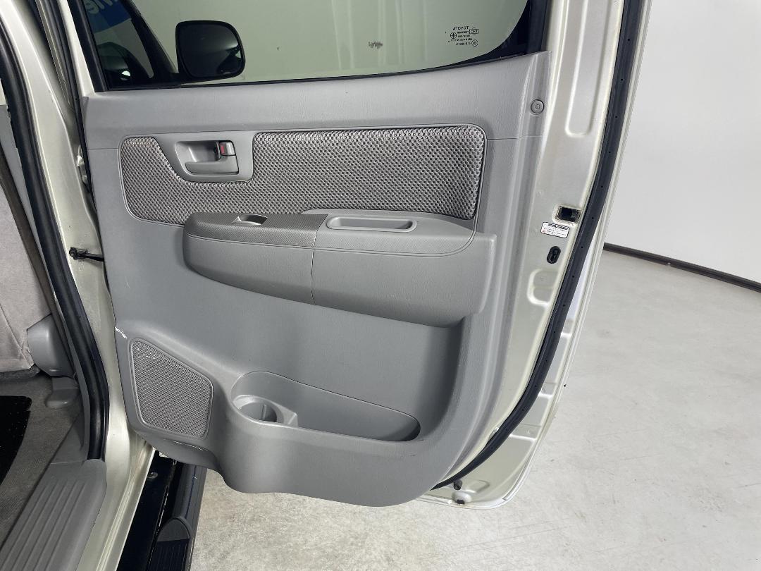 Photo '19' of Toyota Hilux Photo '19' of Toyota Hilux