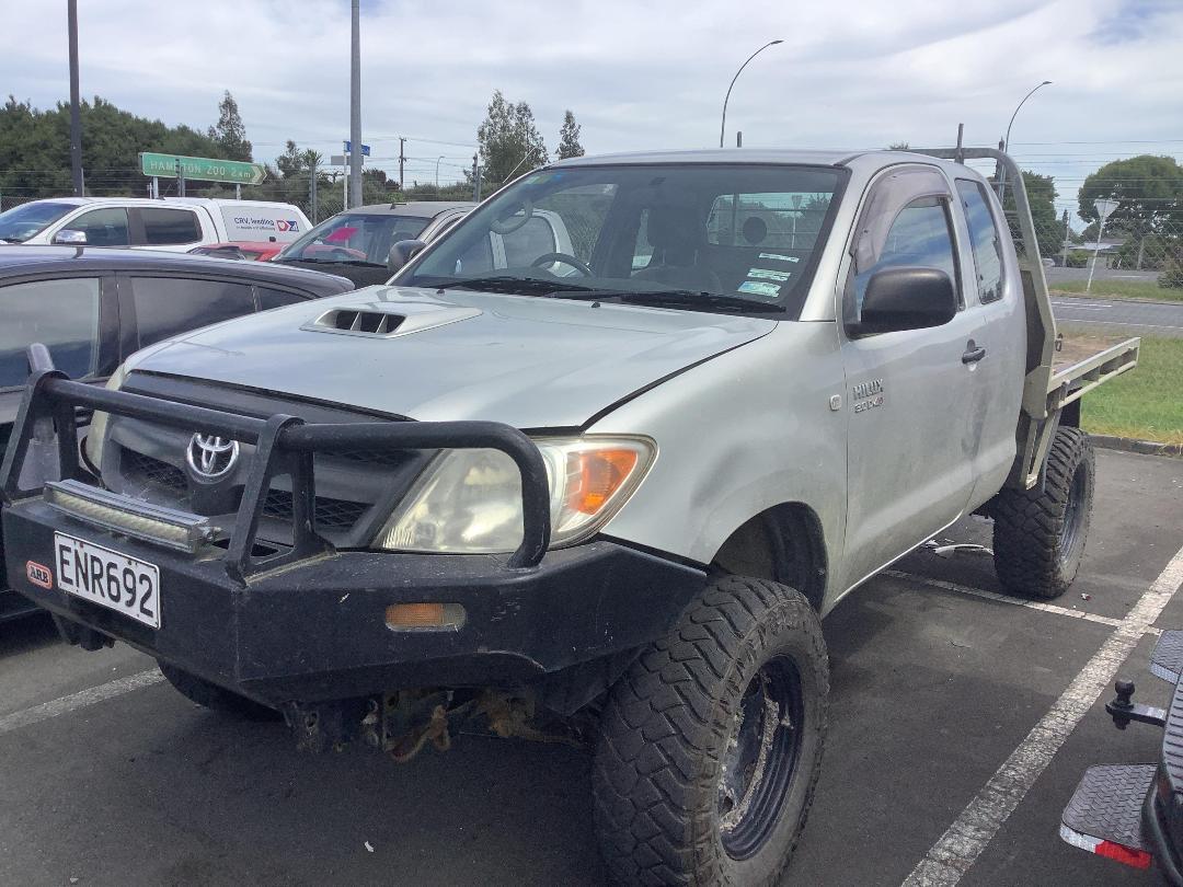 Photo '3' of Toyota Hilux TD X/C C/C