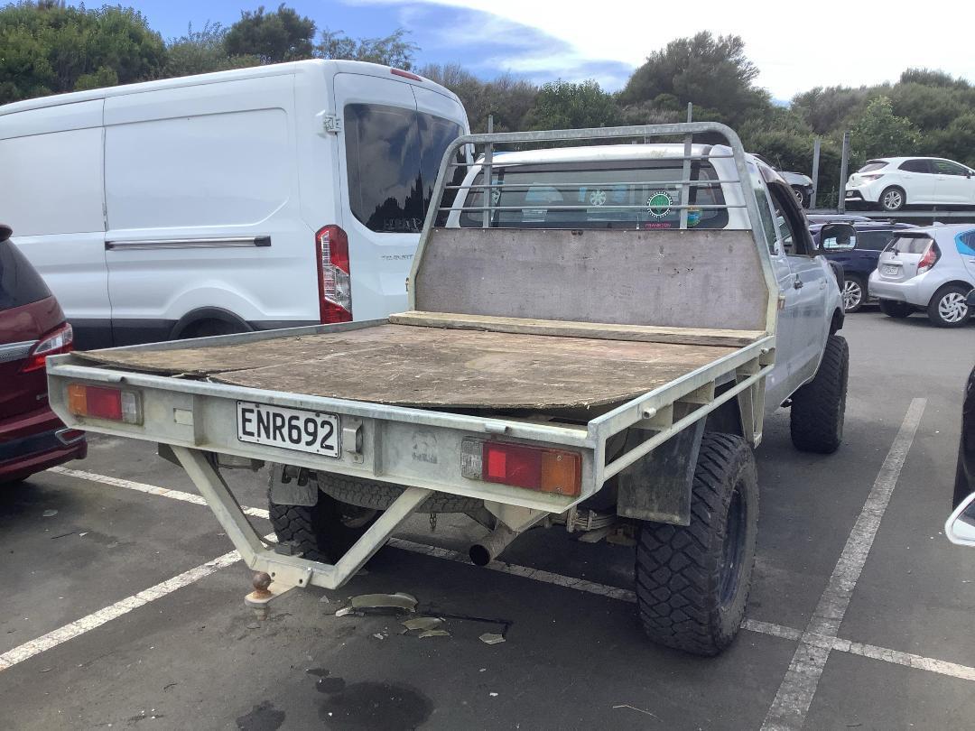 Photo '8' of Toyota Hilux TD X/C C/C