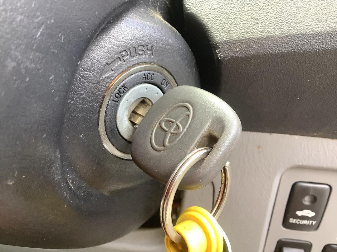 Photo '16' of Toyota Hilux TD X/C C/C