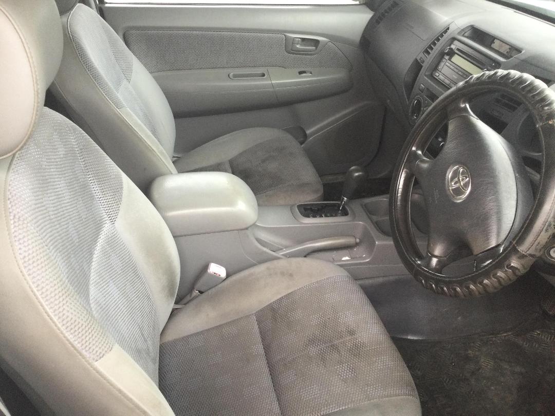 Photo '17' of Toyota Hilux Extra CAB Photo '17' of Toyota Hilux Extra CAB