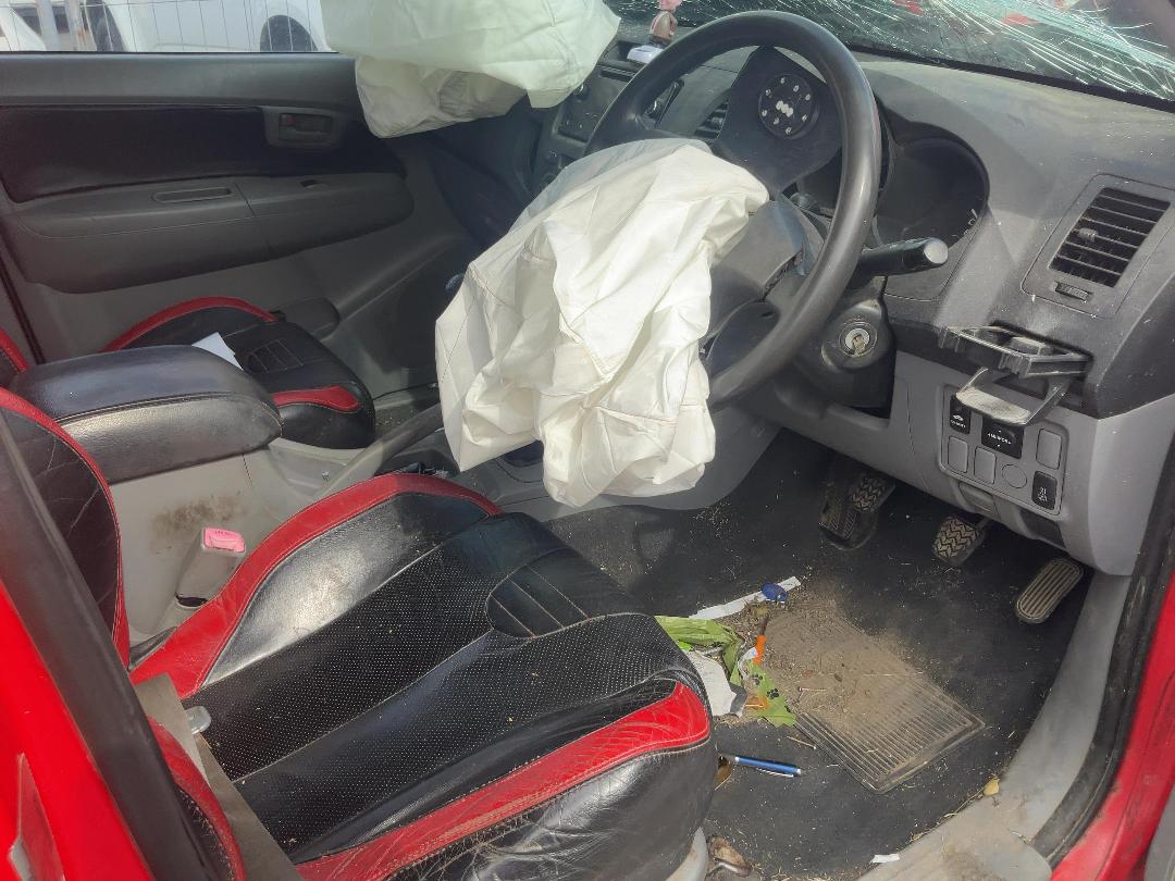 Photo '10' of Toyota Hilux TD D/C