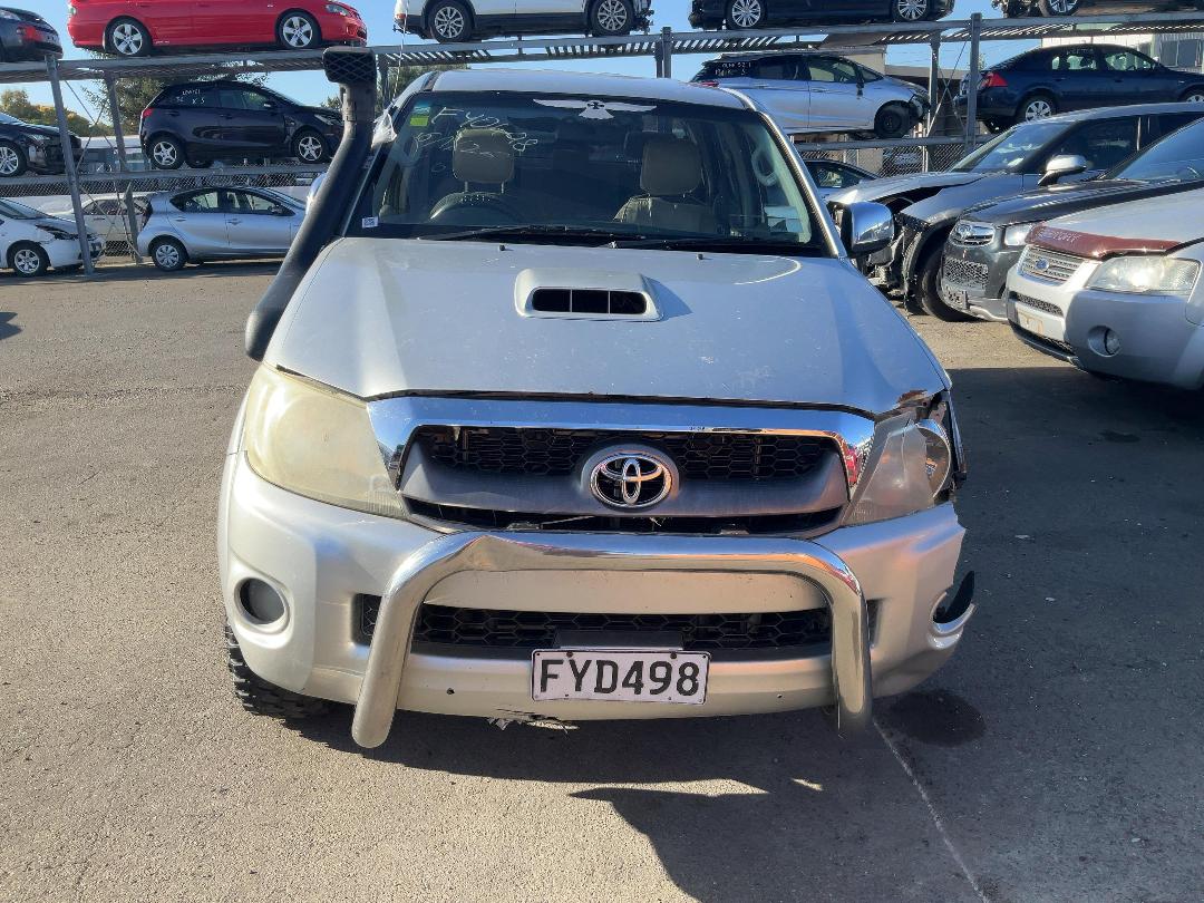 Photo '2' of Toyota Hilux TD SR5 DC