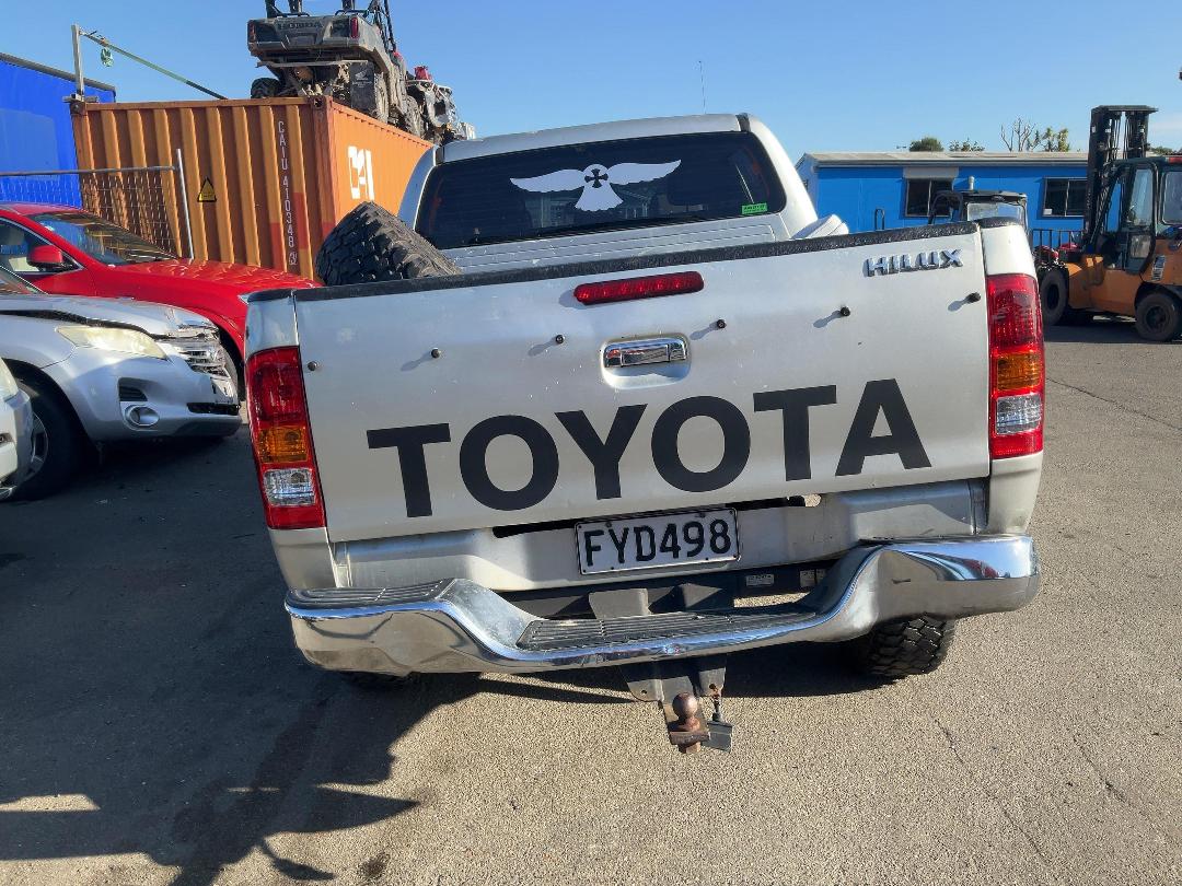 Photo '5' of Toyota Hilux TD SR5 DC