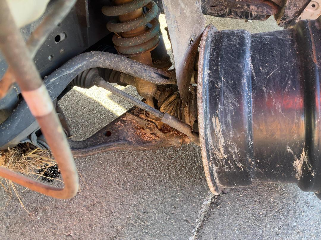 Photo '9' of Toyota Hilux TD SR5 DC