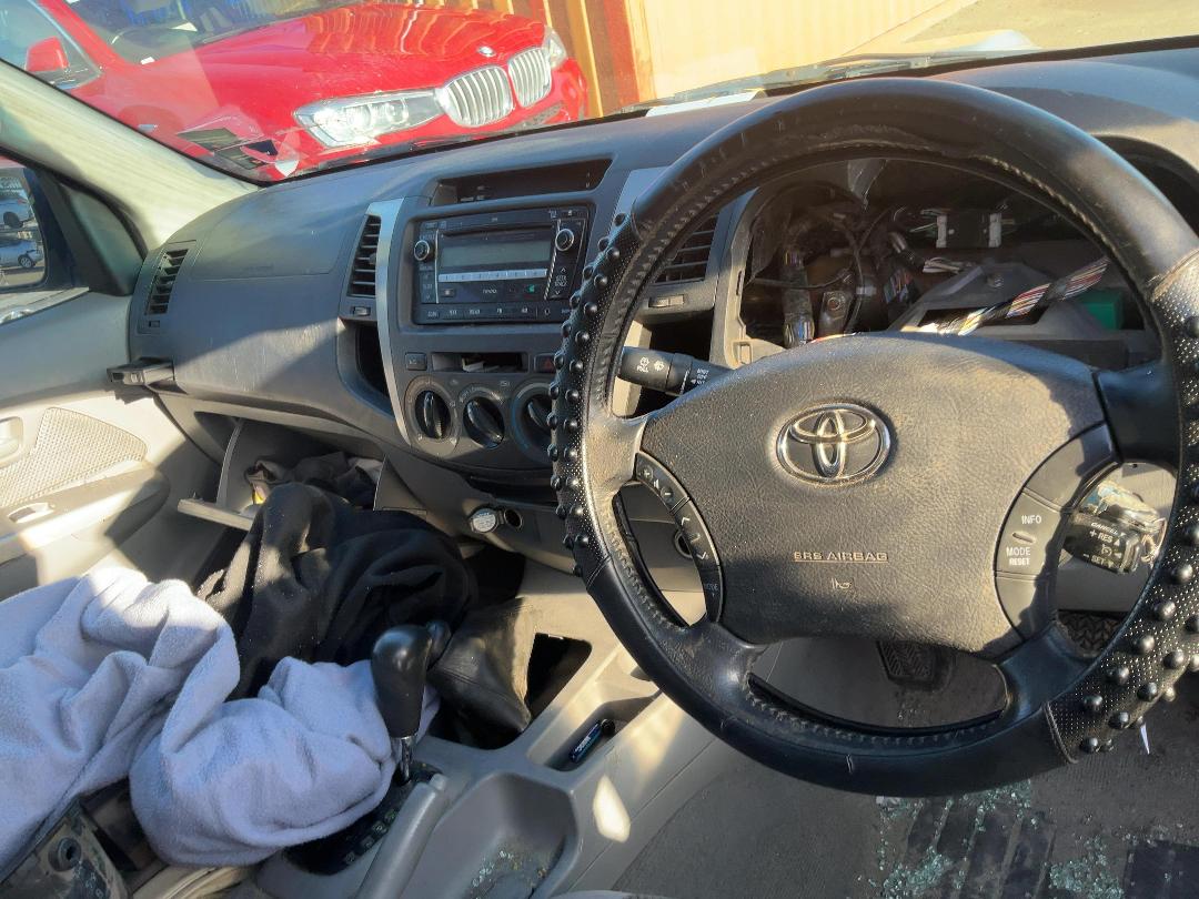 Photo '14' of Toyota Hilux TD SR5 DC